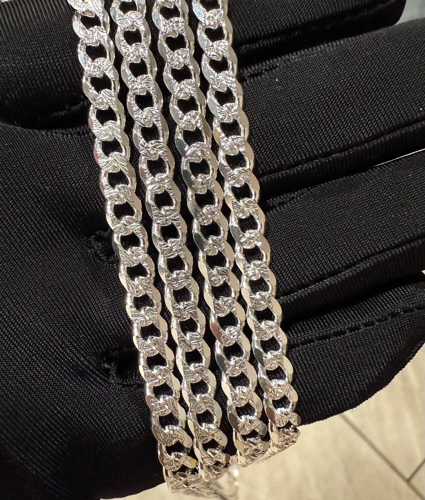 6 MM Cuban